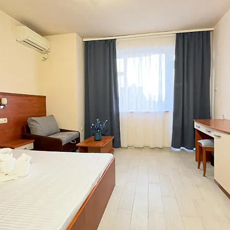 Hotel Dezudava Family 2*
