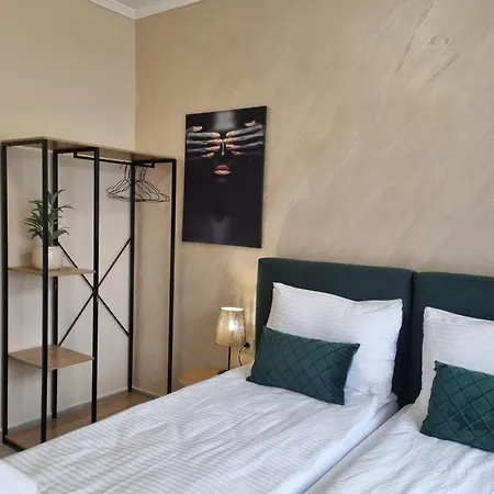 Dezudava Family Sandanski