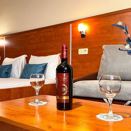 Dezudava Family Hotel Sandanski