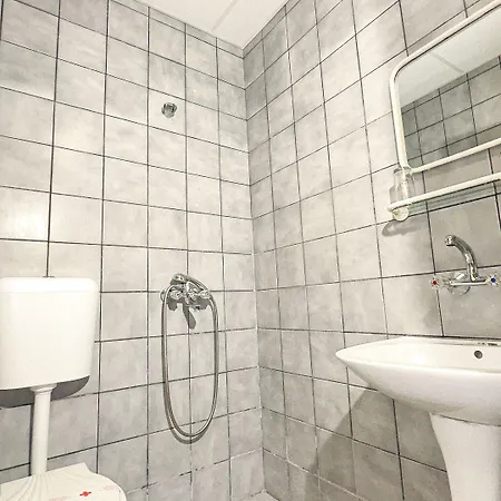 Dezudava Family Hotel