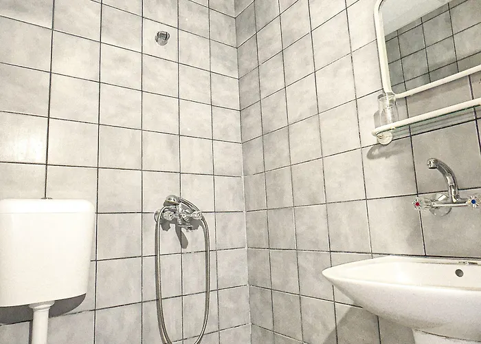 Dezudava Family Hotel